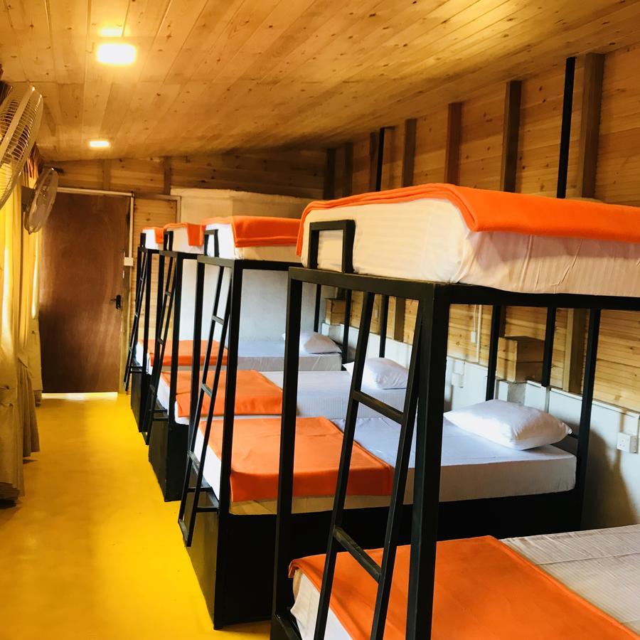 Ella City Reach Hostel エクステリア 写真