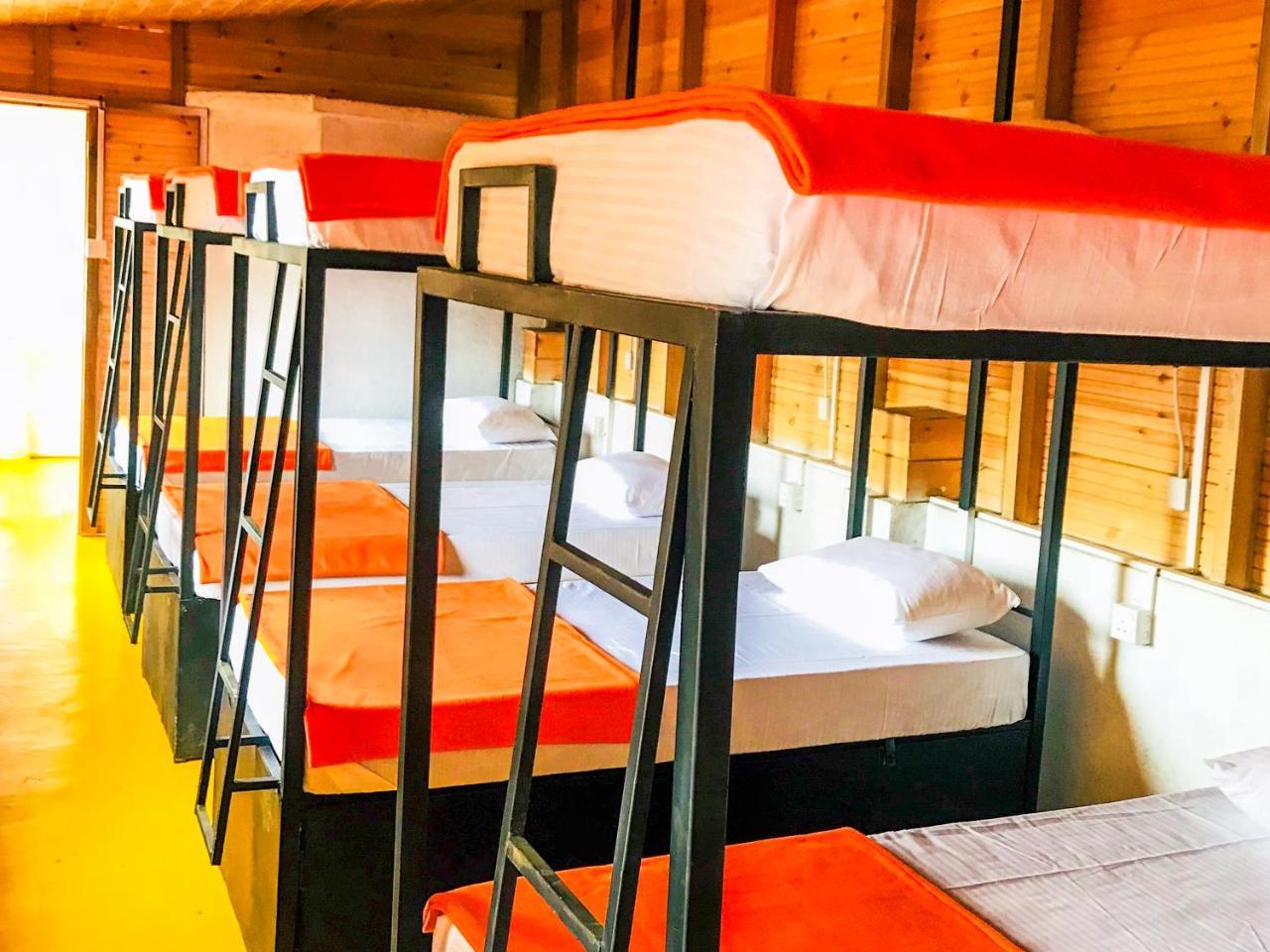 Ella City Reach Hostel エクステリア 写真
